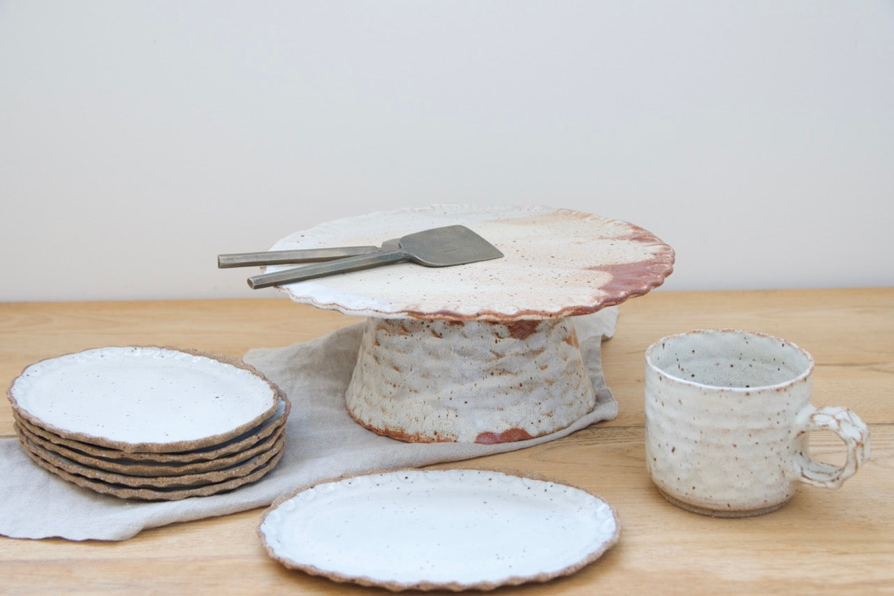 Rustic cake stand