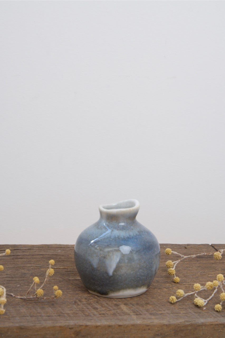 Storm cloud bud vase