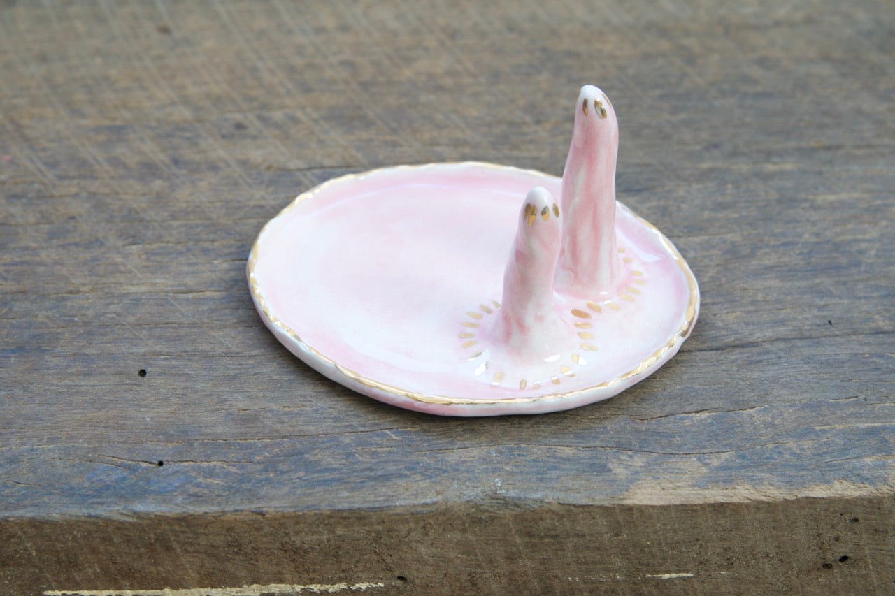 Golden grace ring holder - SALE