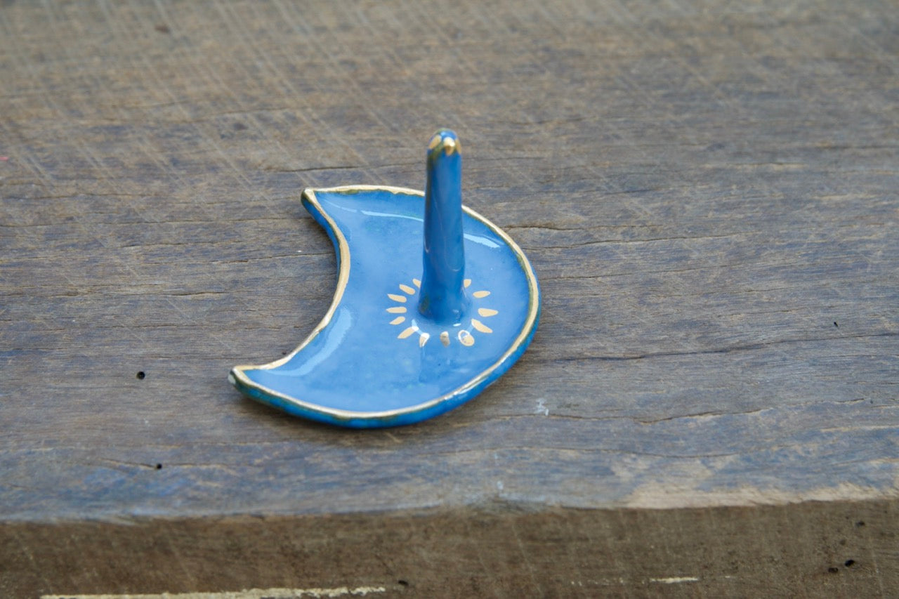 Golden grace ring holder - SALE