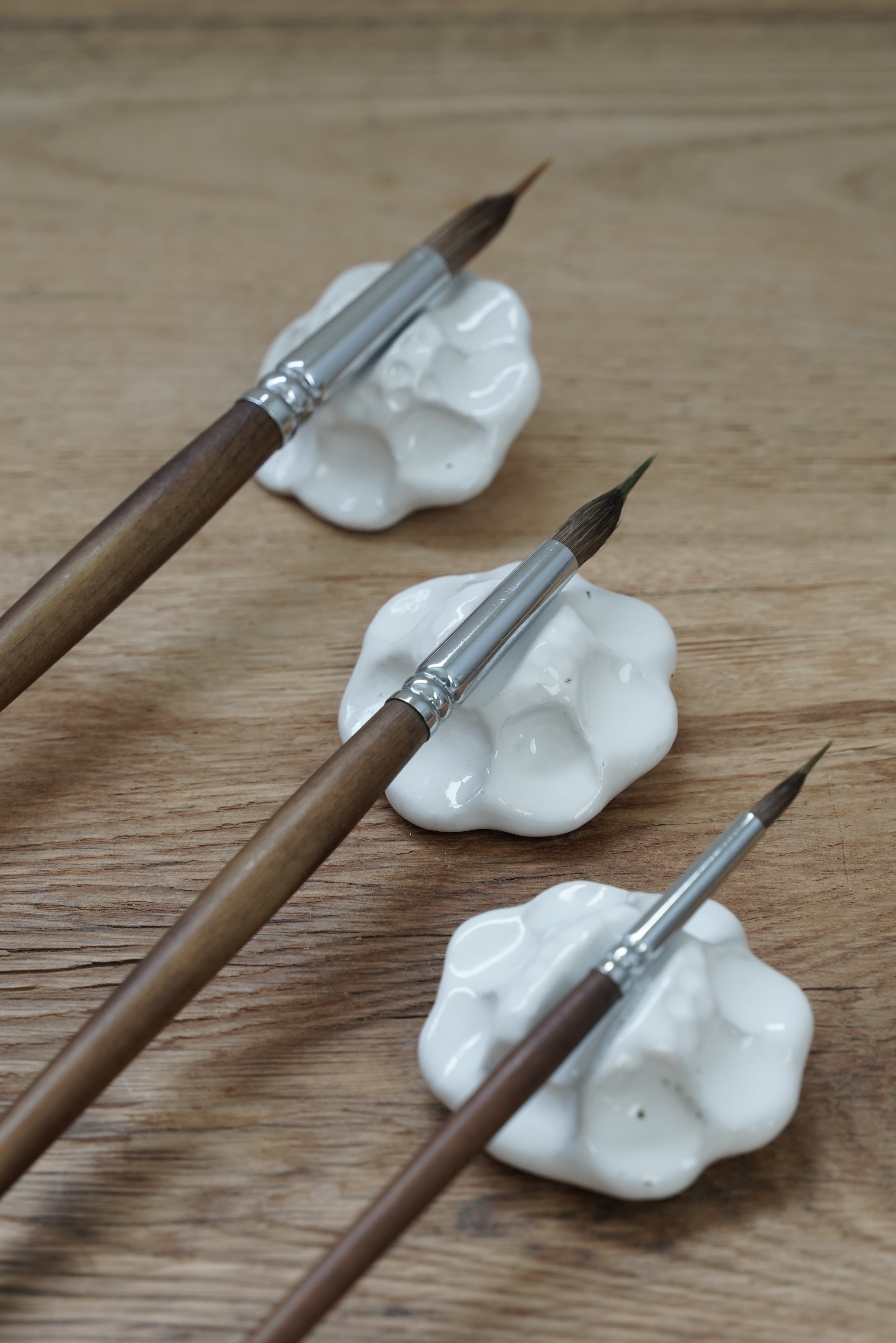 Paint brush rest