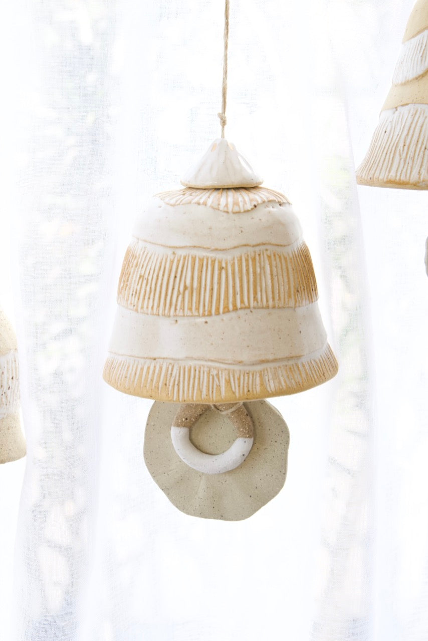 White Hollow Bell