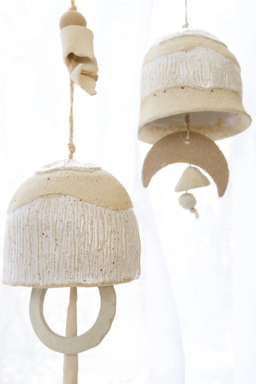 White Hollow Bell