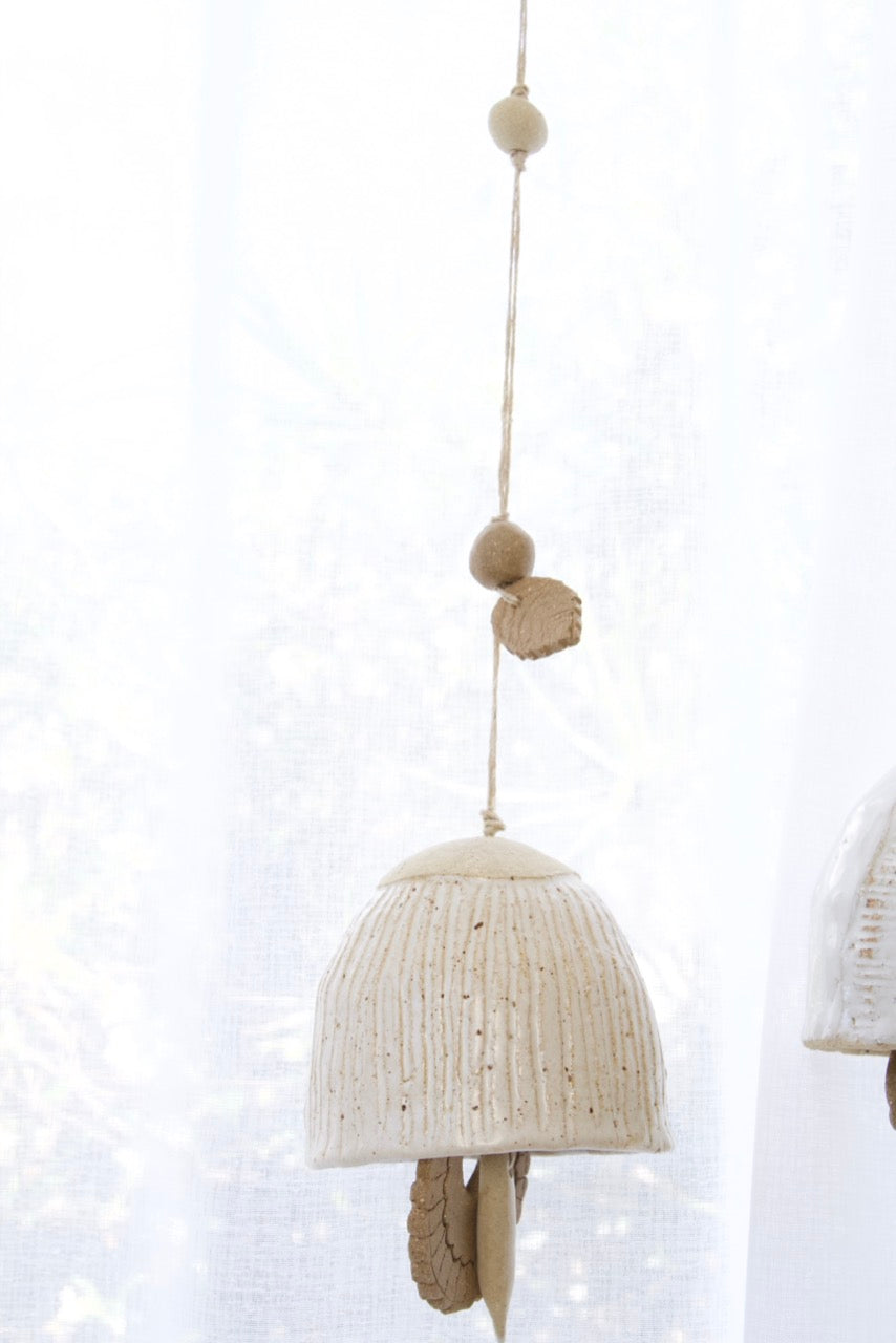 White Hollow Bell