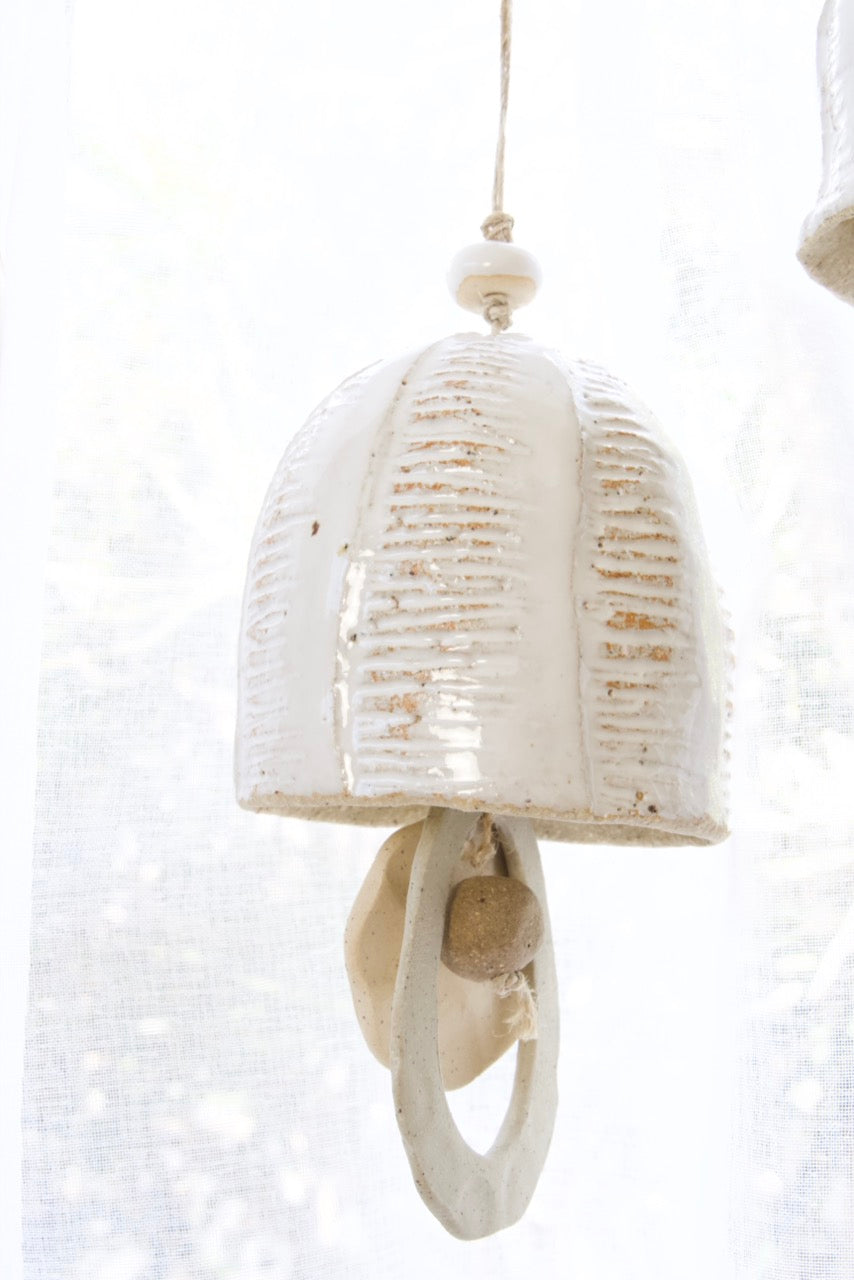 White Hollow Bell