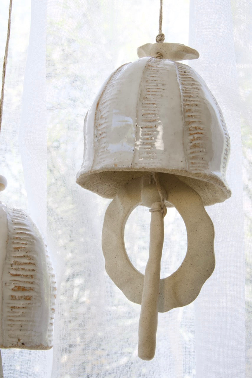White Hollow Bell