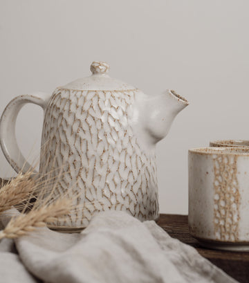 Pebble Tall Teapot