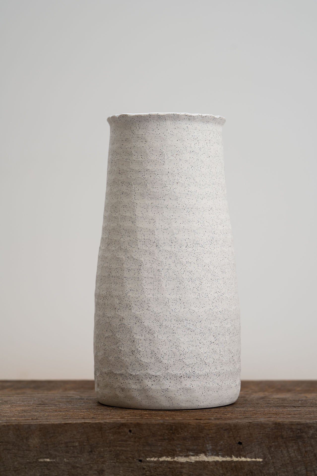 White pebble creek vase - SALE
