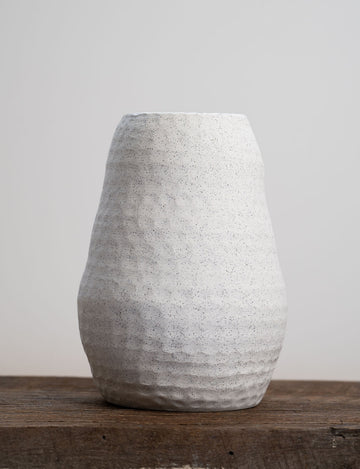 White pebble creek vase - SALE