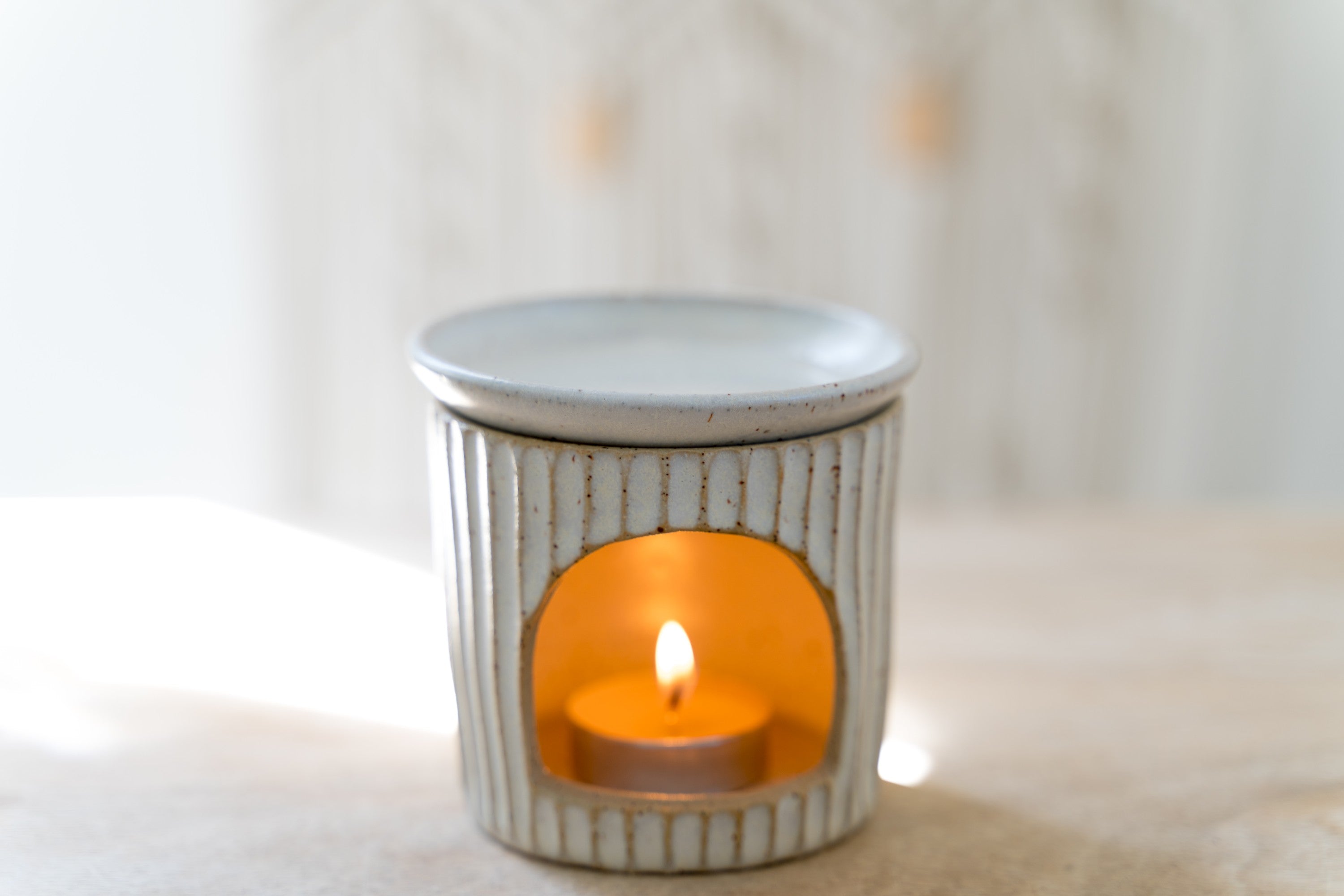 Essential oil burner