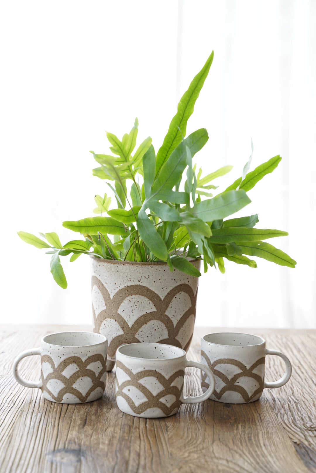 Scallop speckled mug