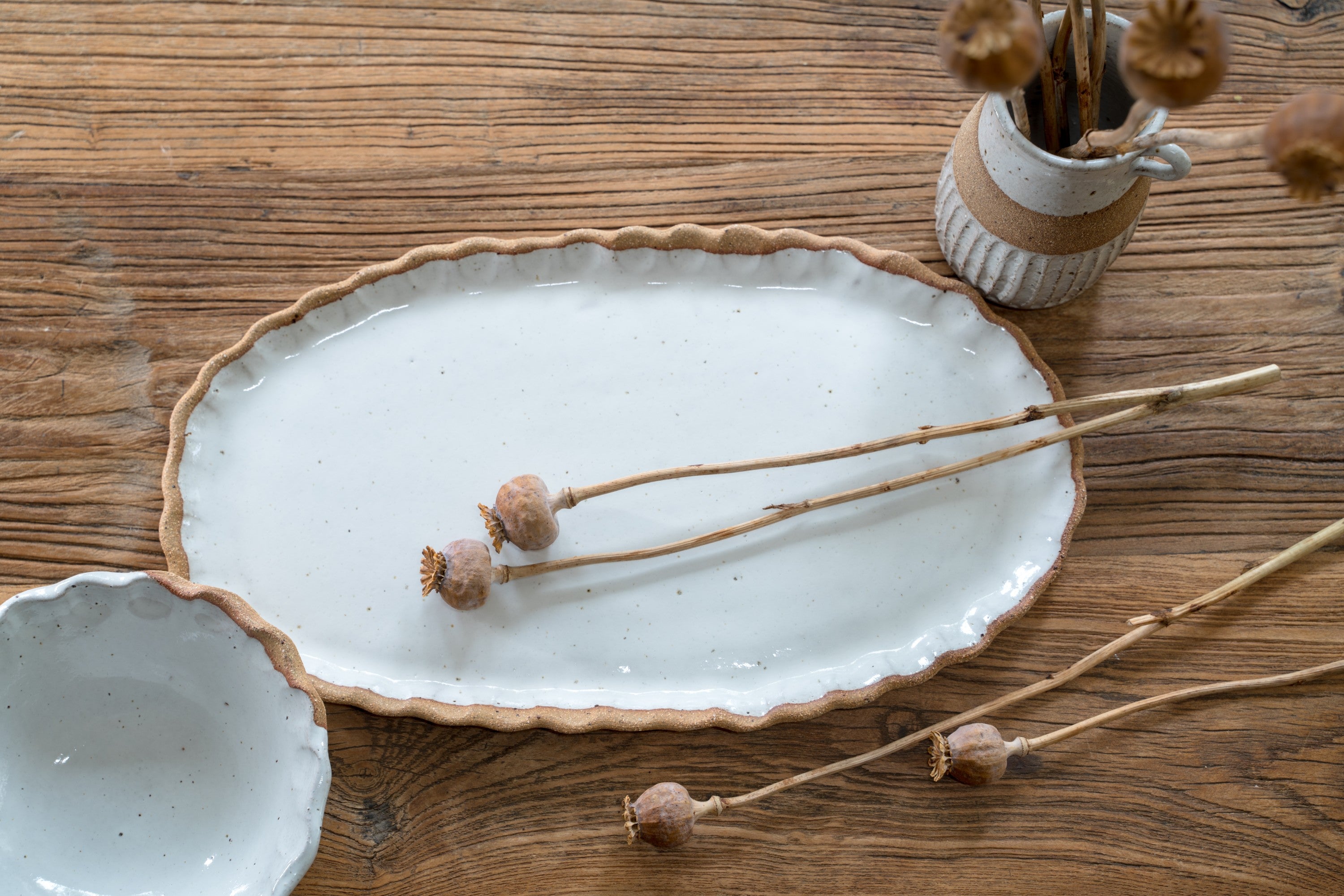 Curly rim oval platter