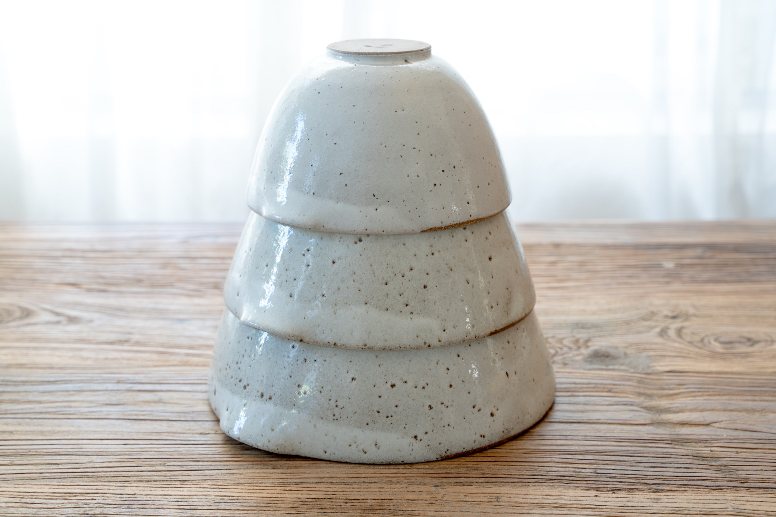 Medium mixing bowl