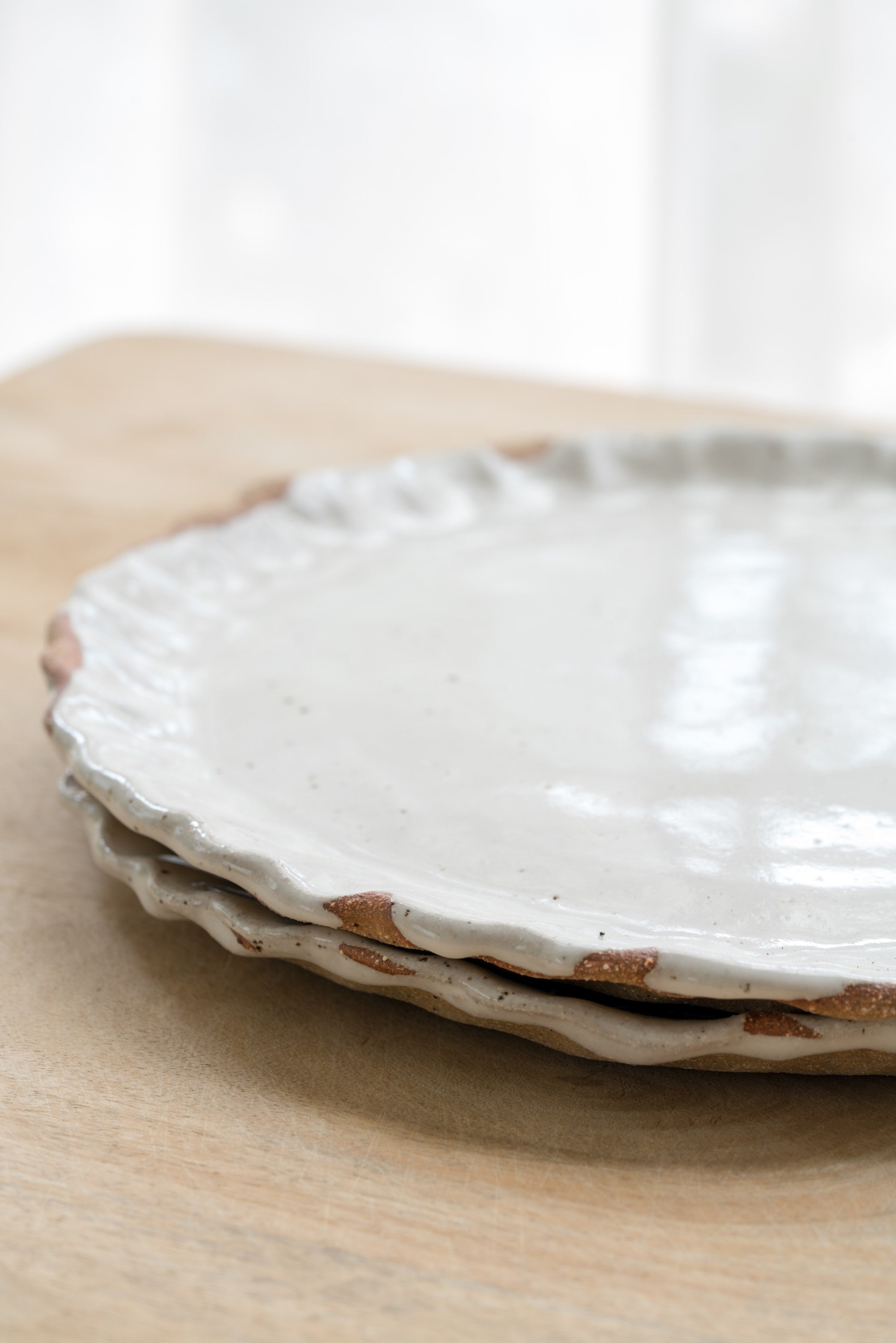 Rustic flower dinner plate