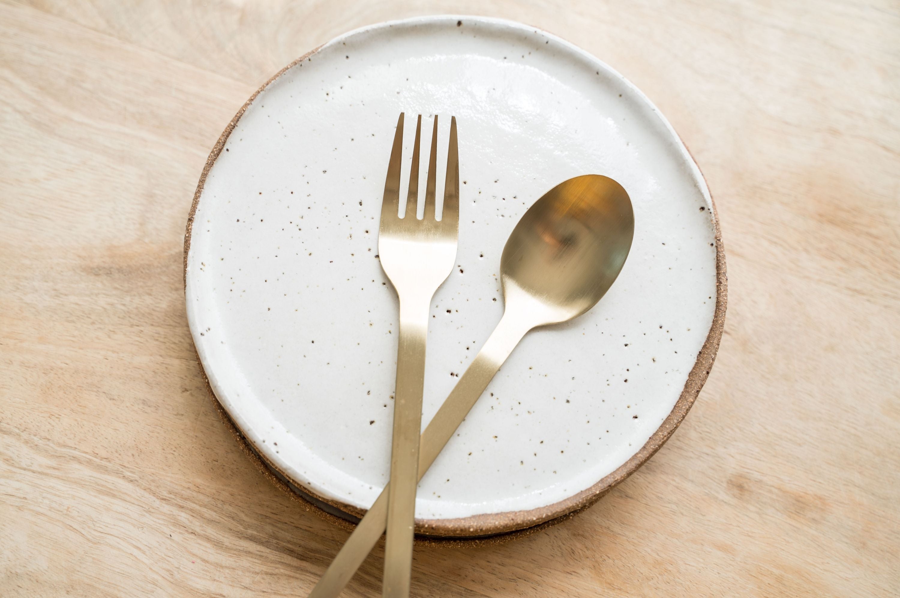 Spilt milk side plate