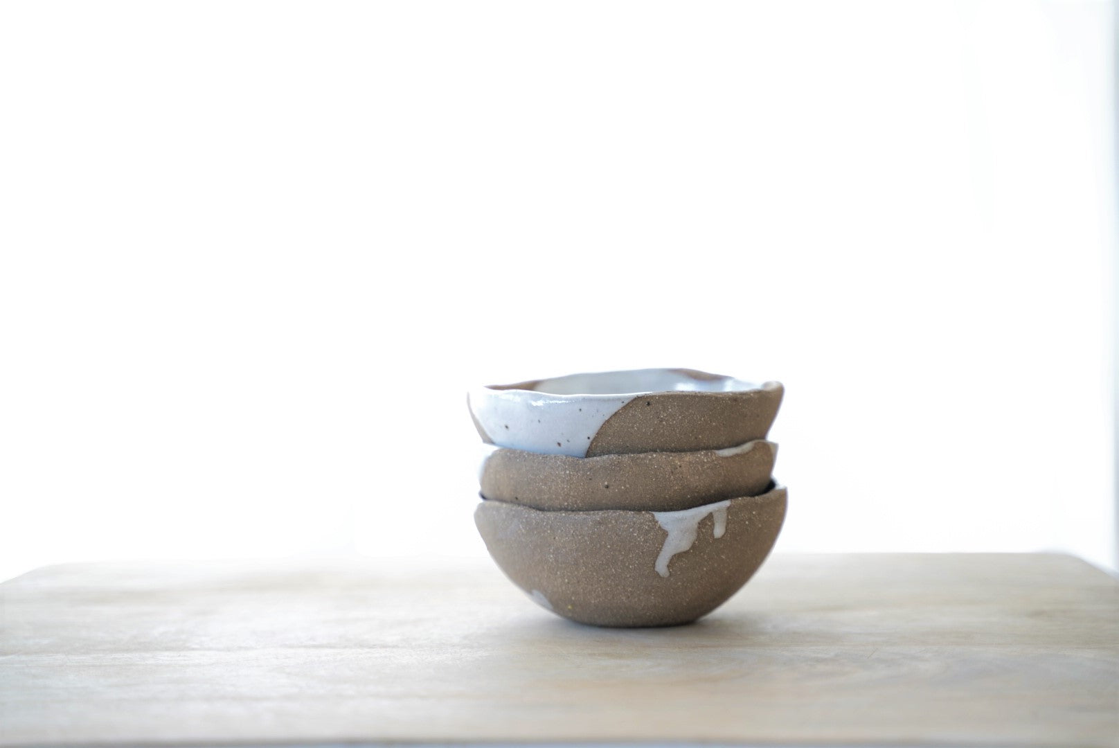 Spilt milk dip bowl