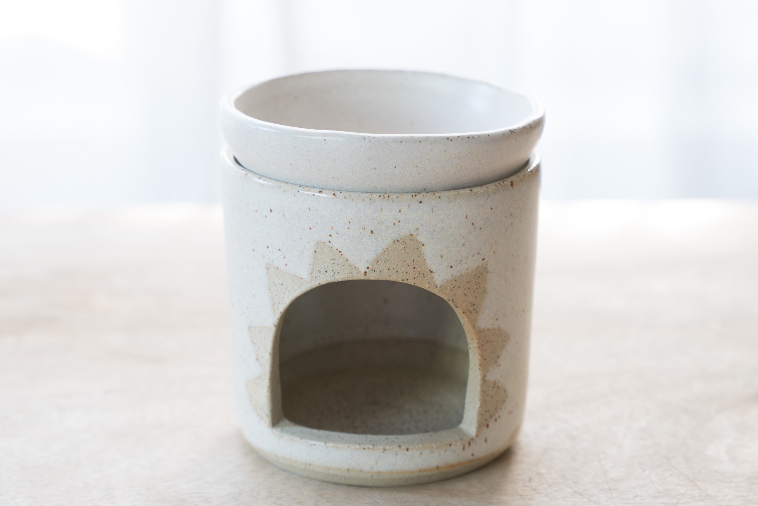 Essential oil burner