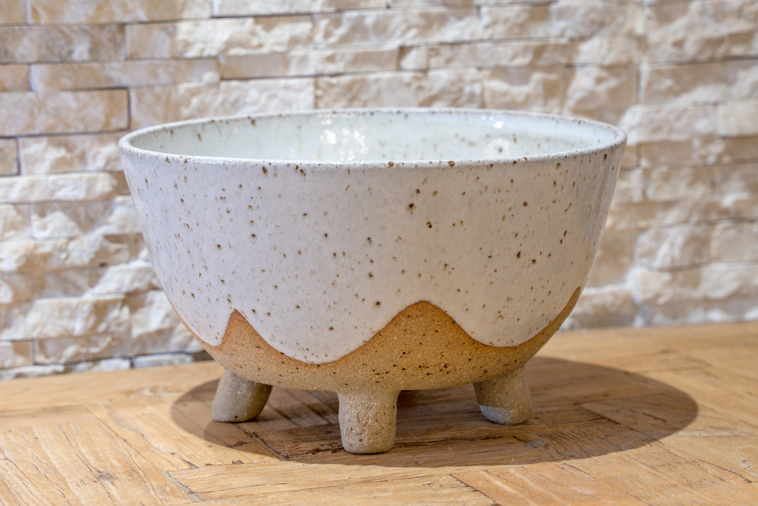 Salad bowl with feet - SALE