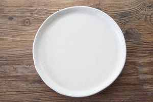 Vanilla Cream high rimmed dinner plate