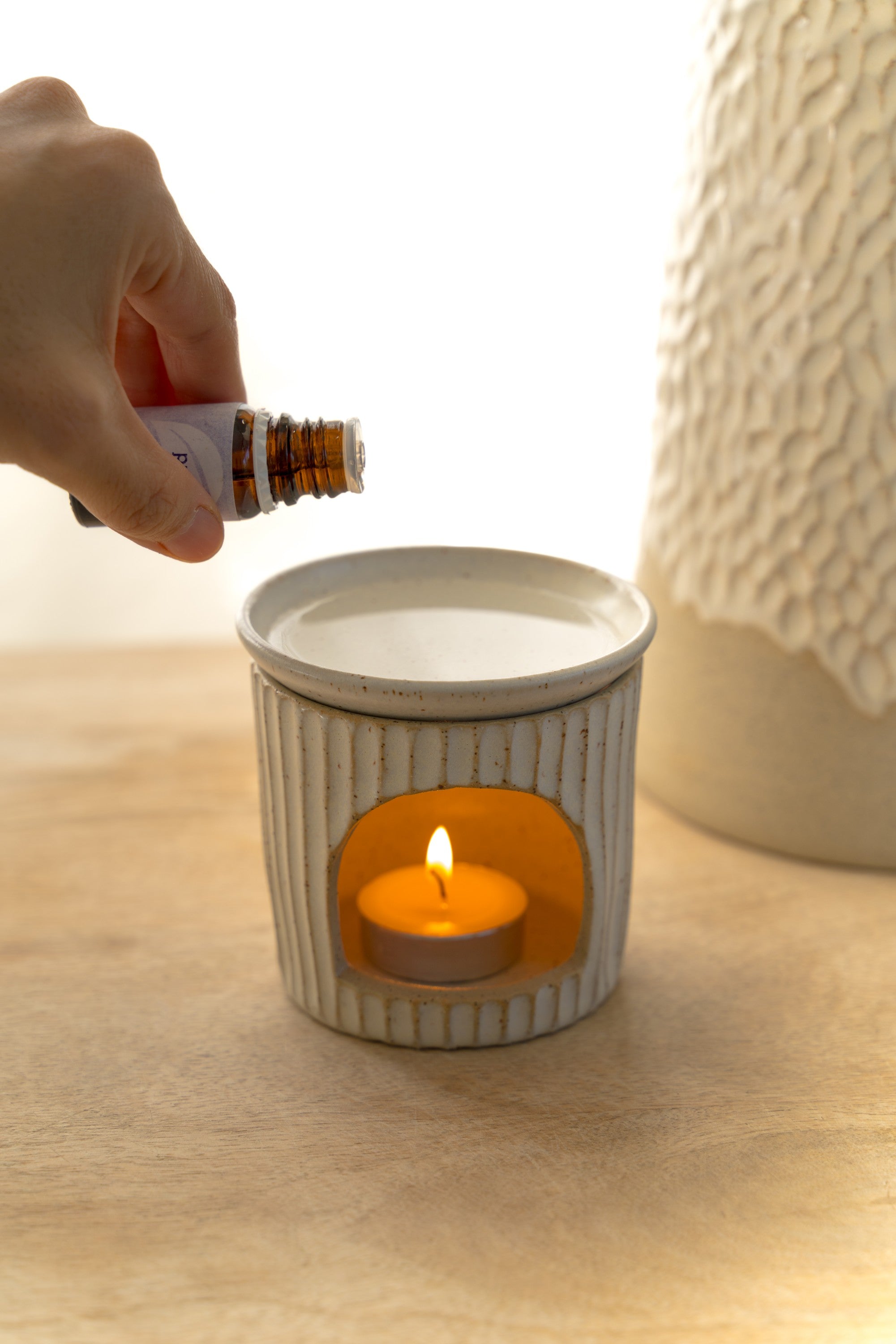 Essential oil burner