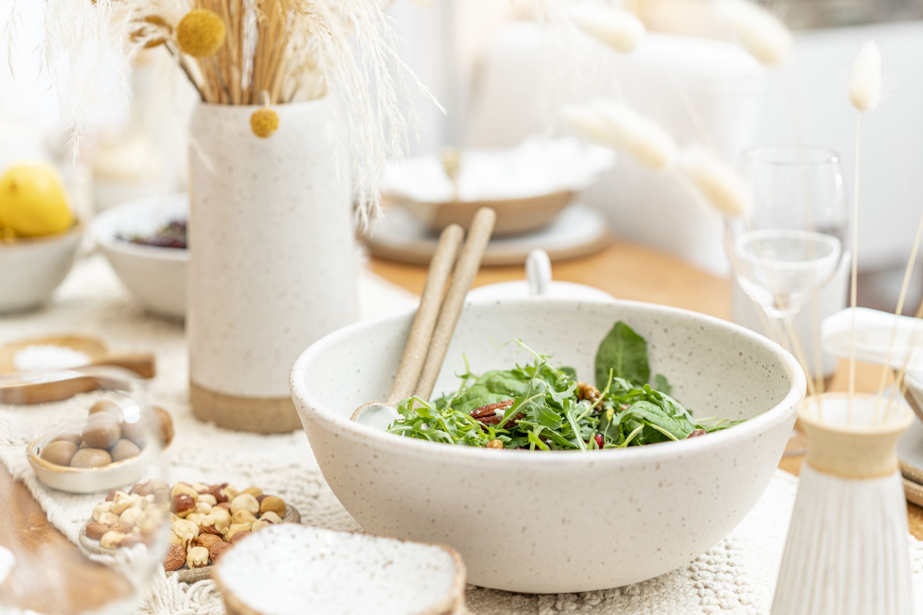 Salad servers
